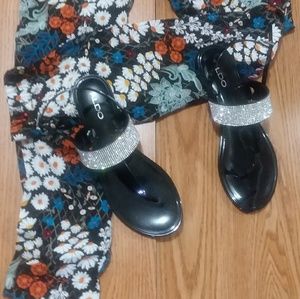 Aldo black thong sandals